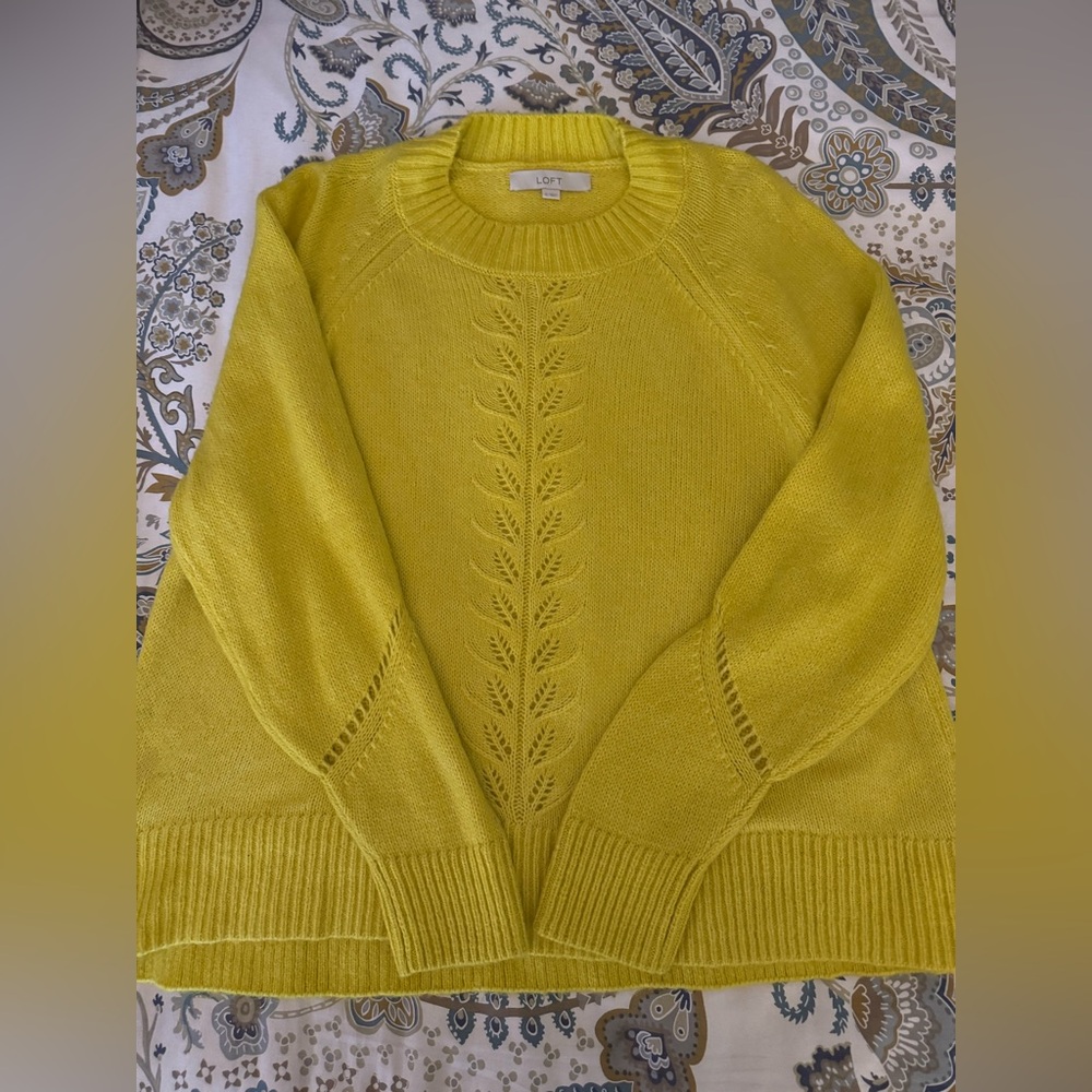 LOFT Women's Vibrant Yellow Green Crew Neck Sweater XL EUC